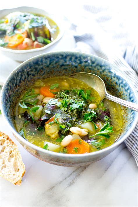minestrone-verde-the-gourmet-gourmand image