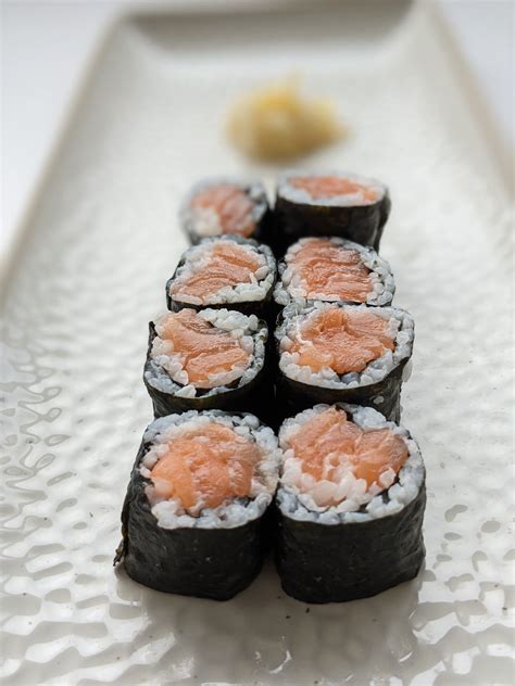 salmon-maki-make-my-sushimake-my-sushi image