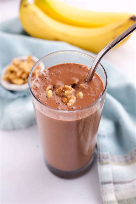 chocolate-peanut-butter-smoothie-cozy-peach-kitchen image