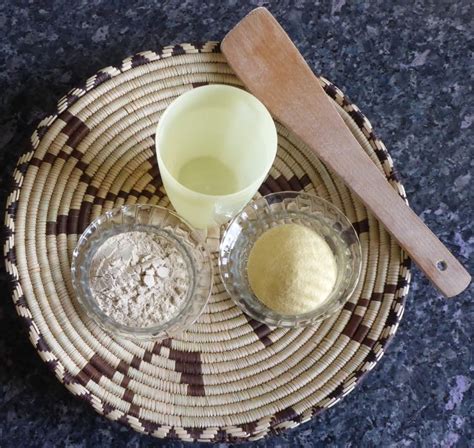 namibian-stiff-porridge-oshifima-ester-kocht image