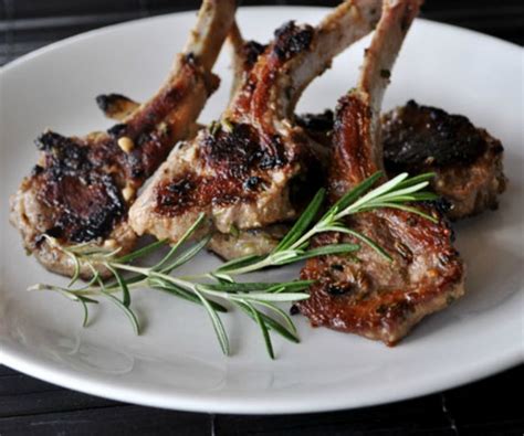 pan-seared-lamb-lollipops-chops-with-rosemary-garlic image