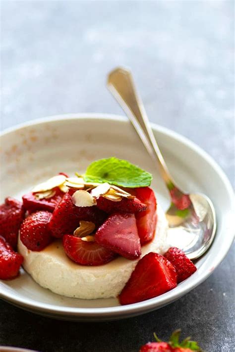greek-yogurt-panna-cotta-with-honey-roasted image