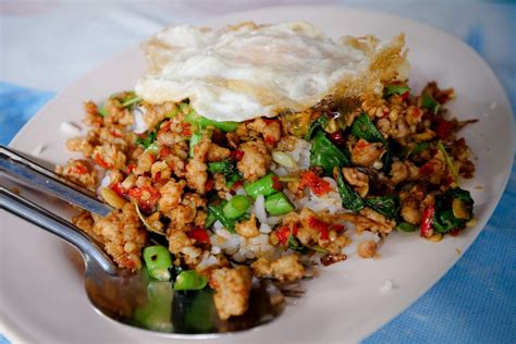 thai-basil-stir-fry-eating-thai-food image