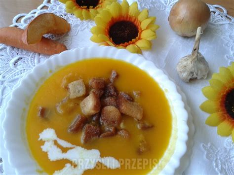 zupa-dyniowa-z-marchewką-i-ziemniakami image