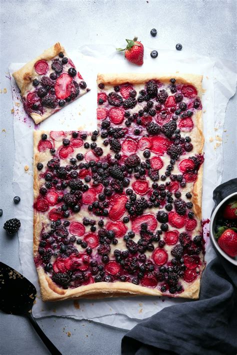 easy-berry-puff-pastry-tart-wife-mama-foodie image