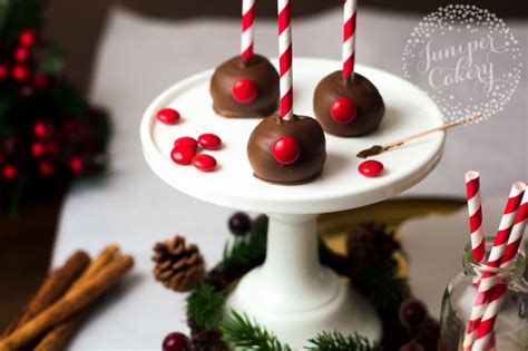 how-to-make-reindeer-cake-pops-a-free-tutorial-on-bluprint image