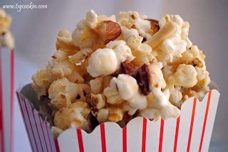 almond-popcorn-thats-some-good-cookin image