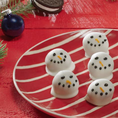 snowmans-oreo-cookie-balls-snackworks-us image
