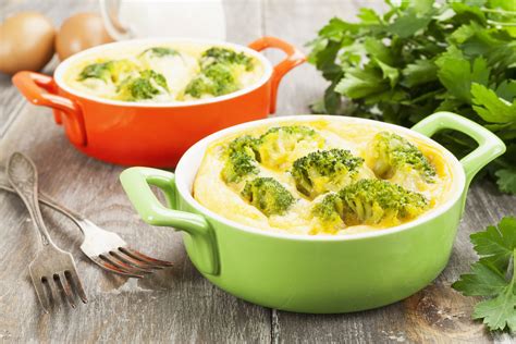 microwave-broccoli-cheddar-omelet-slender-kitchen image