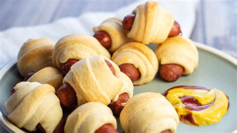 lil-smokies-pigs-in-a-blanket-bake-it-with-love image