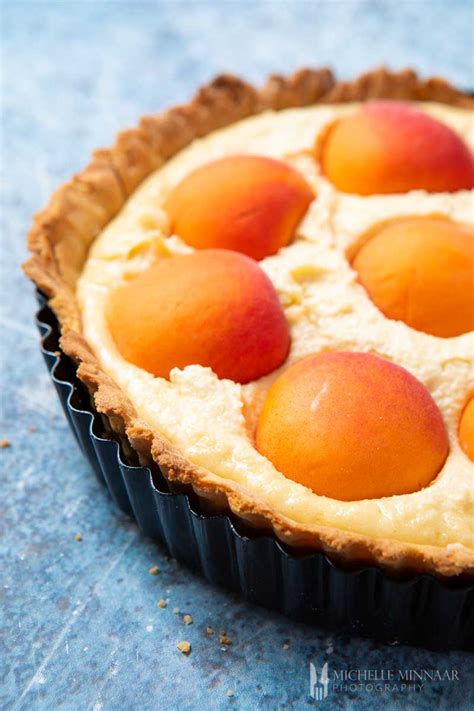 apricot-tart-a-delicious-homemade-apricot-tart image
