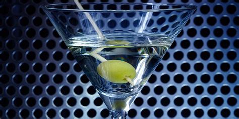 how-to-make-the-best-martini-bbc-good-food image