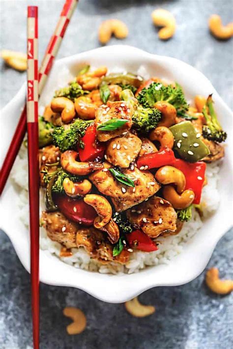 quick-and-easy-sheet-pan-cashew-chicken-the image