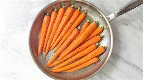 coconut-oil-and-honey-glazed-carrots image