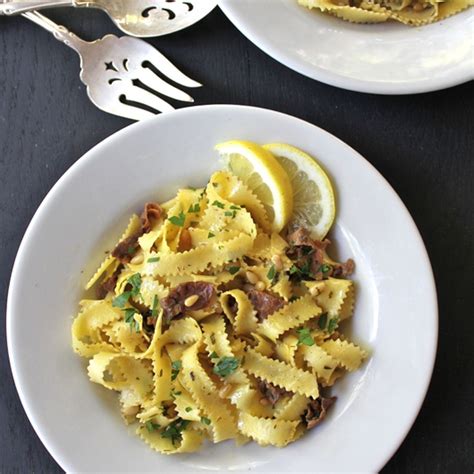 pappardelle-with-prosciutto-pine-nuts-and-brown image