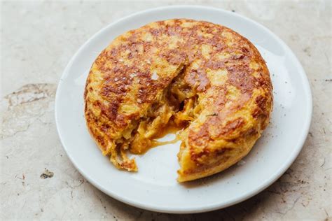 spanish-tortilla-recipe-tortilla-espaola image