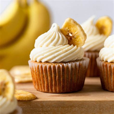 banana-cupcakes-the-best-live-well-bake-often image