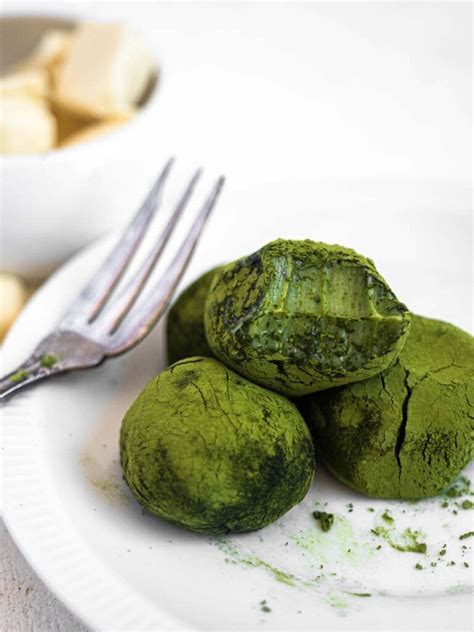 3-ingredient-matcha-truffles-catherine-zhang image