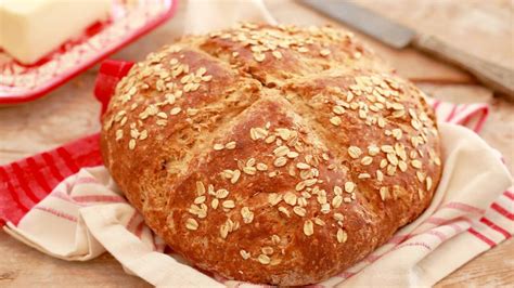 mums-traditional-irish-soda-bread-recipe-brown-bread image