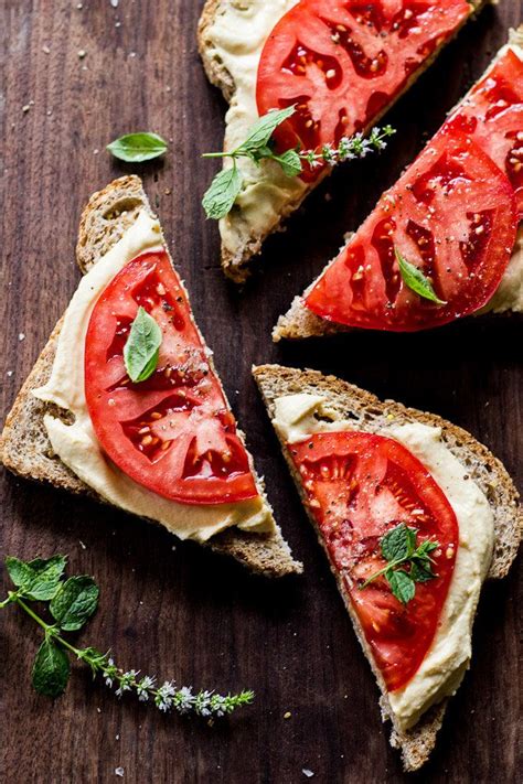 13-hummus-sandwiches-thatll-solve-all-your-lunch image
