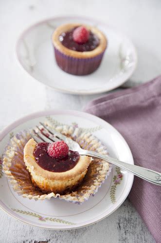 cream-cheese-tart-with-raspberries-paula-deen image
