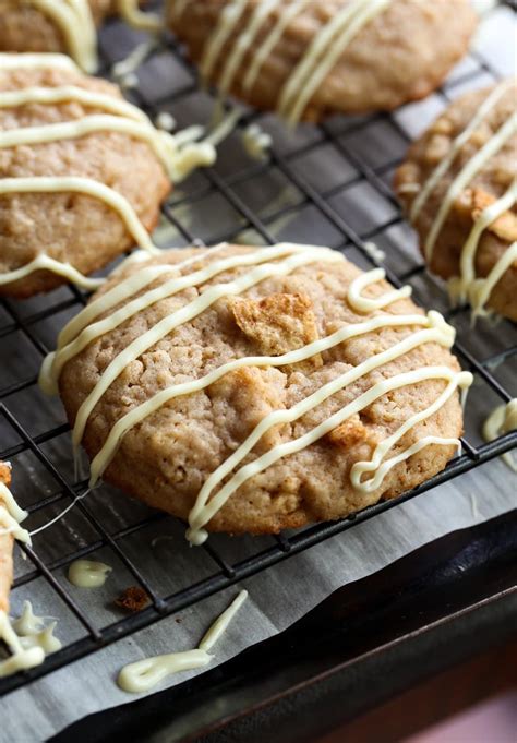 cinnamon-toast-crunch-cookies-cookies-and-cups image