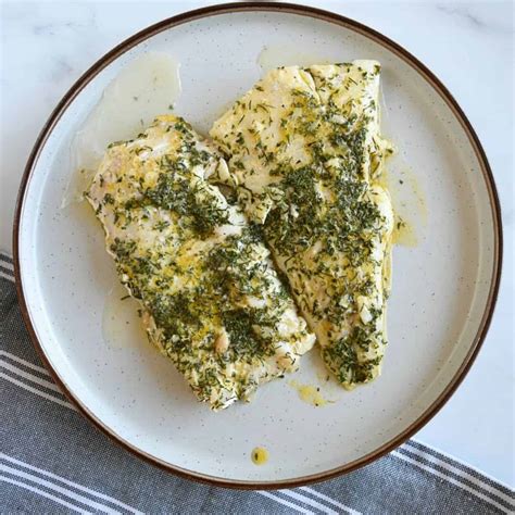 herbed-lemon-butter-cod-easy-lean-dinner-hint-of image