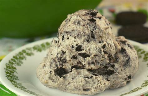 oreo-fluff-recipe-with-pudding-and-cool-whip-these image