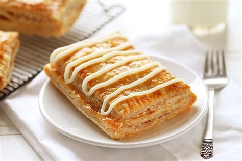 puff-pastry-with-pumpkin-filling-i-am-baker image
