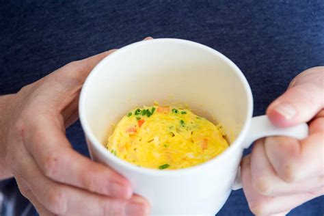 microwave-omelette-easy-omelette-recipe-simply image