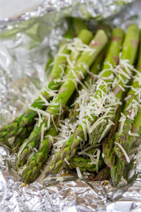 foil-packet-grilled-asparagus-side-dish-life-currents image