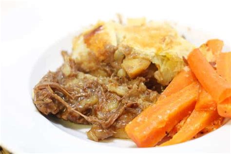 steak-and-onion-pie-free-easy-and-tasty image