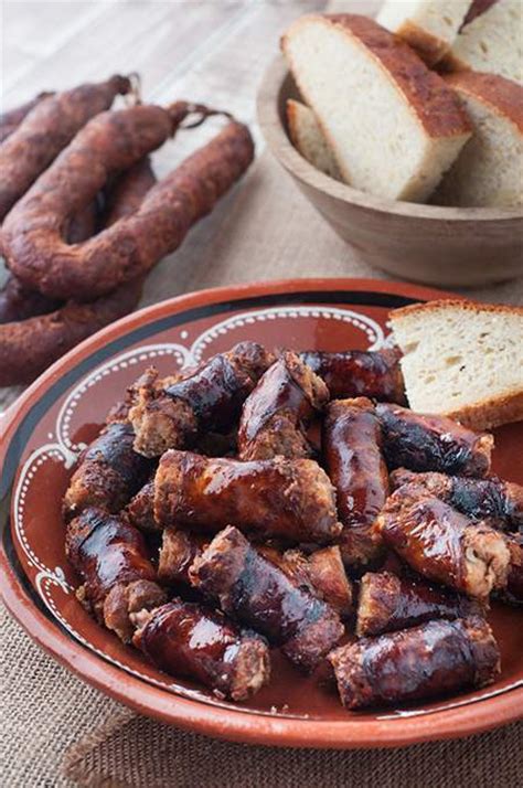 smoked-azores-linguia-azores-pork-sausage image