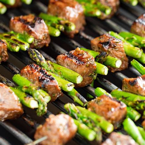 grilled-steak-and-asparagus-kabobs-hey-grill-hey image