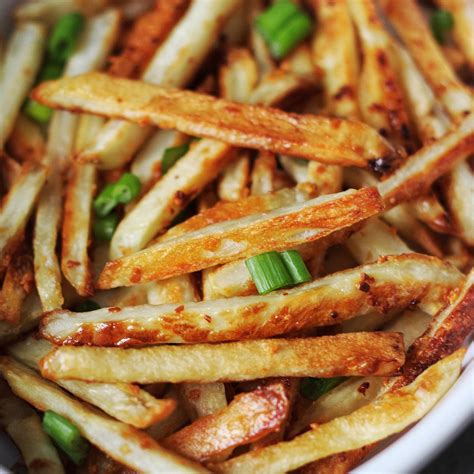 crispy-baked-garlic-fries-couple-eats-food image