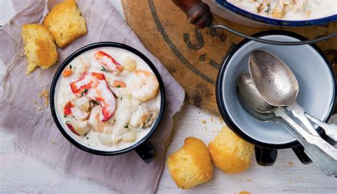 seafood-chowder-with-lobster-new-england-today image
