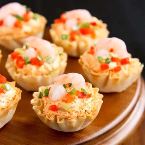 creamy-sriracha-shrimp-in-phyllo-cups-appetizer image