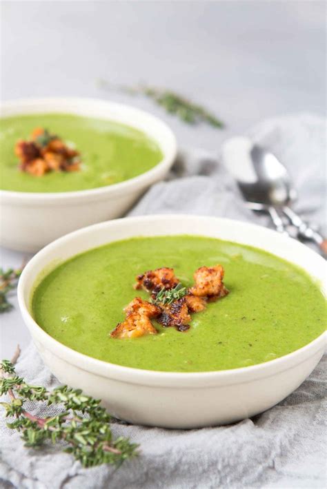 healthy-cauliflower-spinach-soup-with-sausage-dairy image
