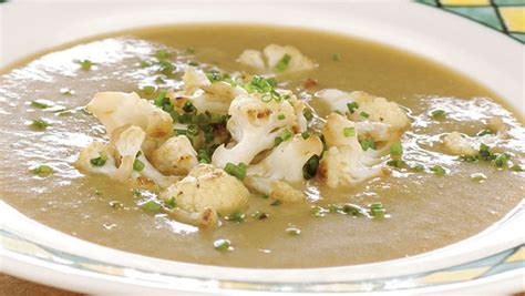 creamy-roasted-garlic-soup-with-sauteed-cauliflower image