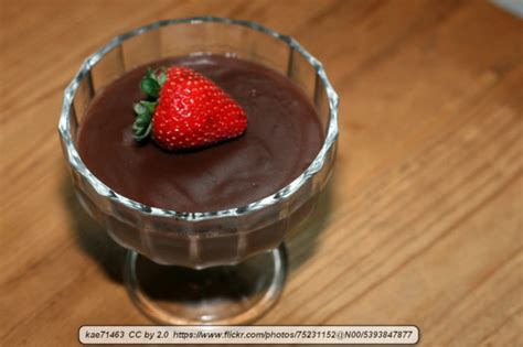 moms-famous-chocolate-pudding-recipe-virily image