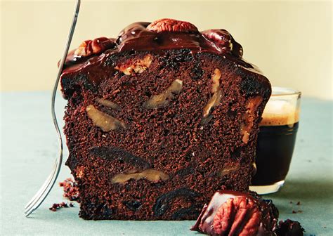 bake-this-now-chocolate-pecan-cake-food-republic image