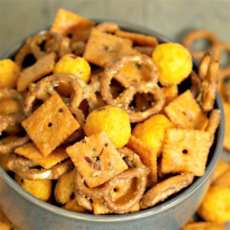 easy-spicy-cheez-it-snack-mix-recipe-eating-on-a-dime image