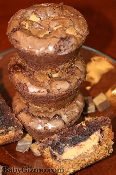 ultimate-pretzel-crusted-peanut-butter-cookie-candy image