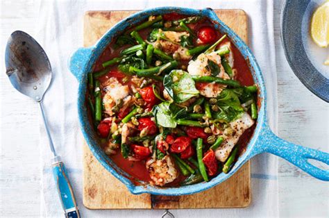 one-pan-fish-stew-with-green-beans-cherry-tomatoes image