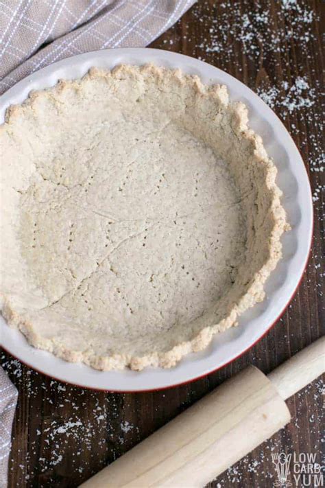 the-best-almond-flour-pie-crust-recipe-low-carb-yum image