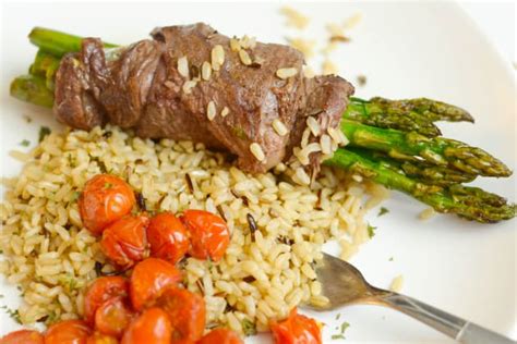 steak-wrapped-asparagus-recipe-food-fanatic image
