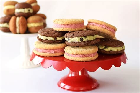 easy-holiday-sandwich-cookies-recipes-w-4-fun-fillings image