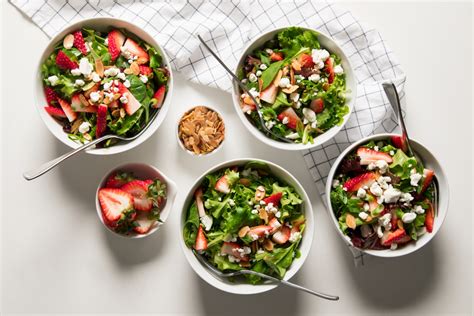 mixed-greens-with-strawberries-goat-cheese-nugget-markets image