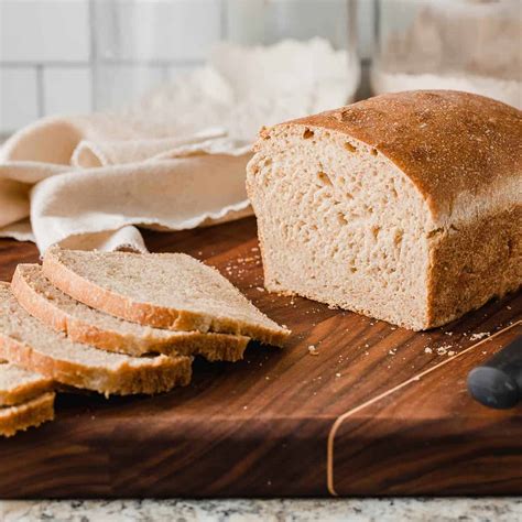 honey-wheat-sourdough-sandwich-bread-little image