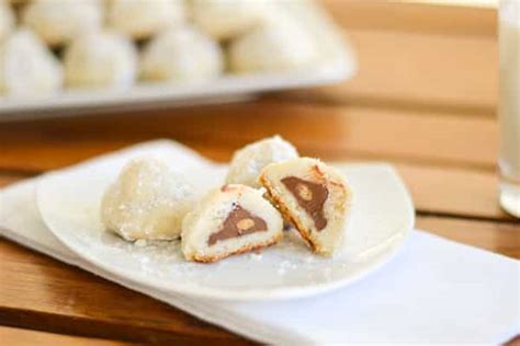 secret-almond-cookies-salu-salo image